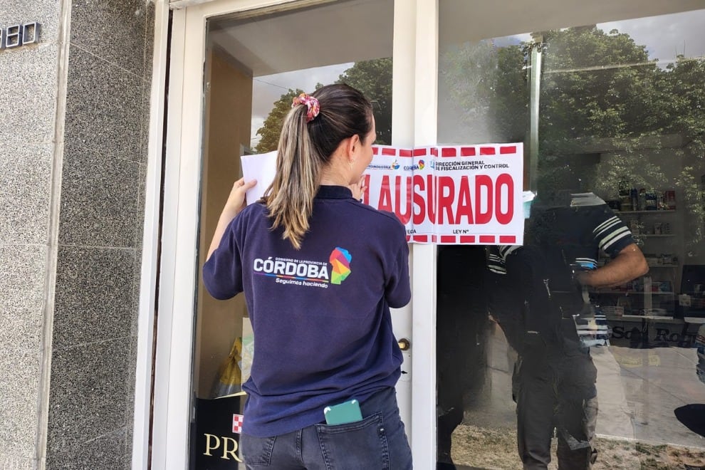 Secuestraron más de 3.000 productos.