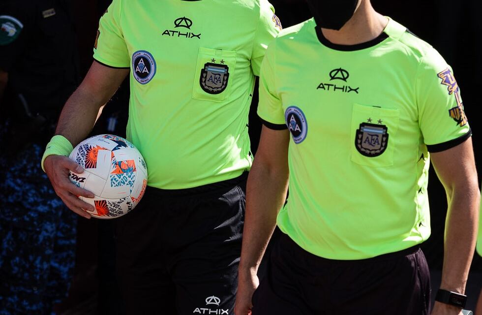 Árbitros confirmados para los partidos de Instituto y Belgrano