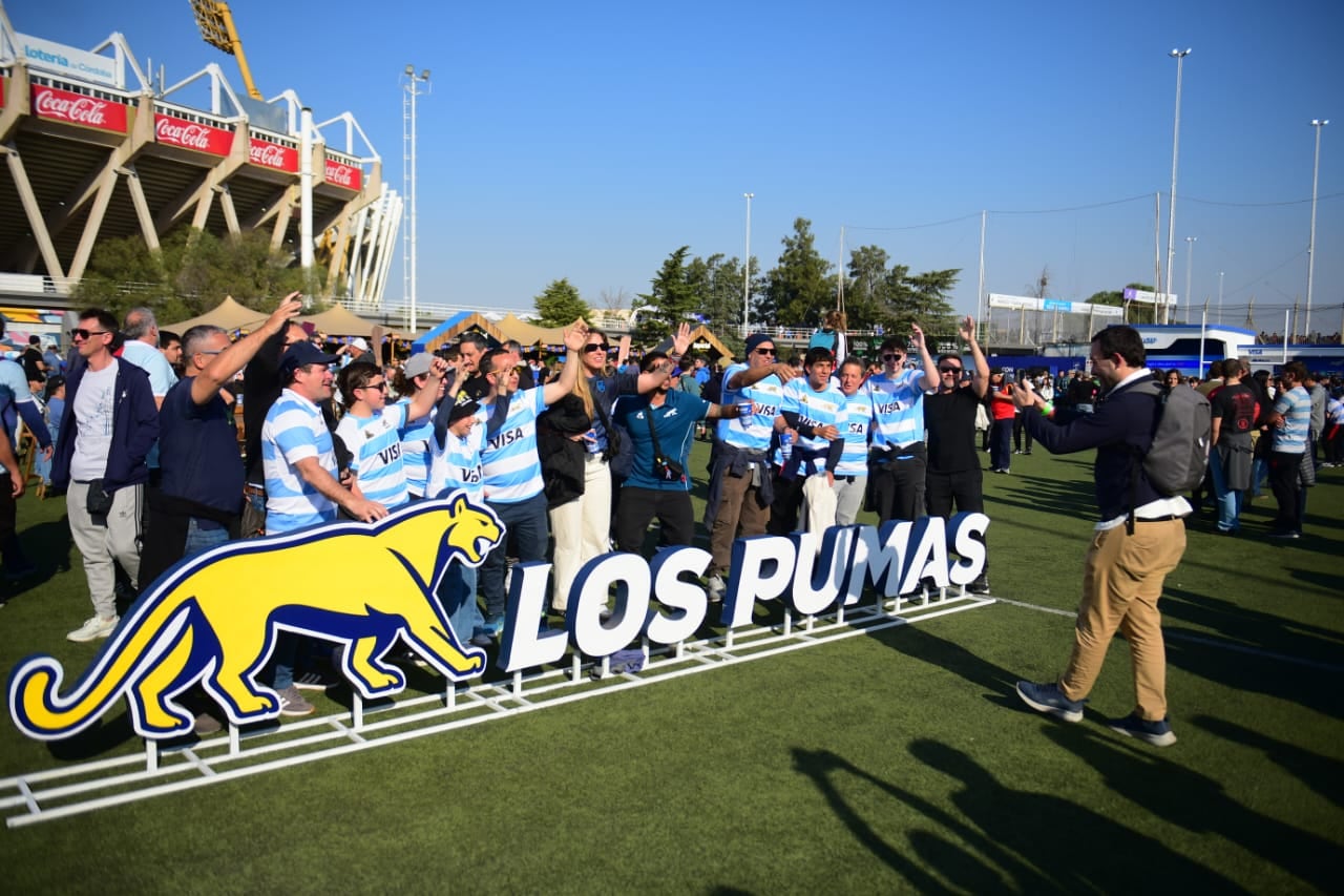 Cara 'e Cancha de Los Pumas vs. All Blacks en el Kempes. (José Gabriel Hernández y Nicolás Bravo y gentileza)