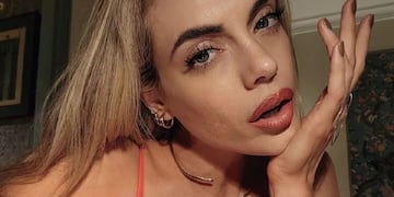 Emilia Attias conquista con sus looks en las redes.