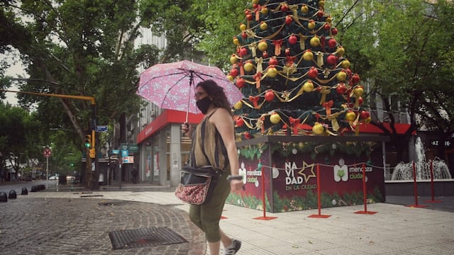 Este miércoles comienza con lluvias en Mendoza.