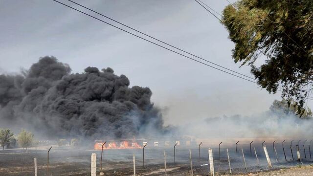 Un incendio arrasó con un invernadero en  Villa Atuel.