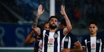 Con Michael Santos, Talleres recupera una carta de gol (Facundo Luque / La Voz)