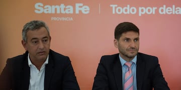 El intendente de Rosario y el gobernador de Santa Fe se despidieron del papa Francisco.