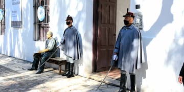 Como cada año habrá una conmemoración a los docentes en la puerta de la Casa Natal de Domingo Faustino Sarmiento en San Juan.