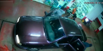 Robo en una estación de servicio en Bernardo de Irigoyen.