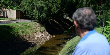 Canal Maestro Norte en la ciudad de Córdoba.