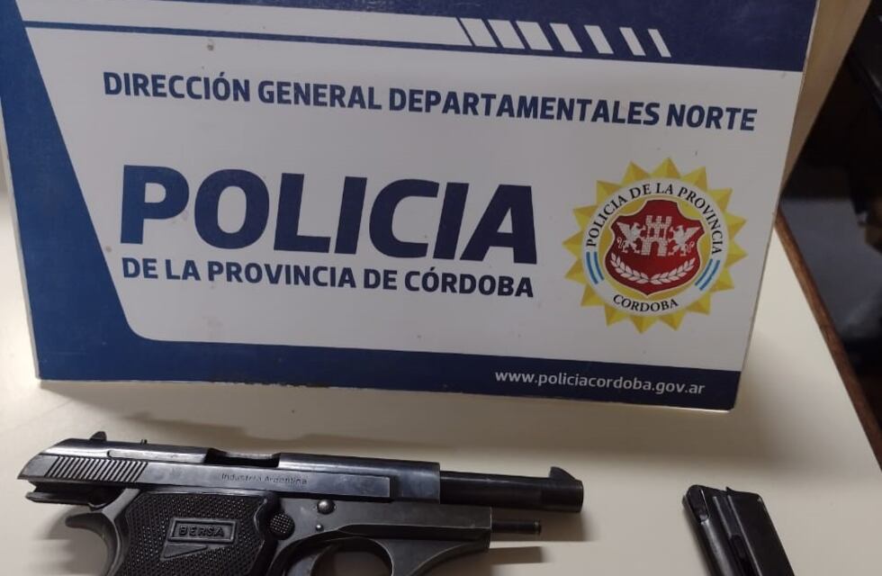 Arroyito: la policía secuestro una pistola en un allanamiento