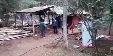 La familia posee un contrato legal en donde se acuerda la prestación del inmueble con el fin de cuidar el terreno.