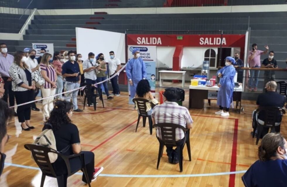 A la espera de la llegada de una nueva tanda de vacunas, San Juan inoculó 1.450 dosis