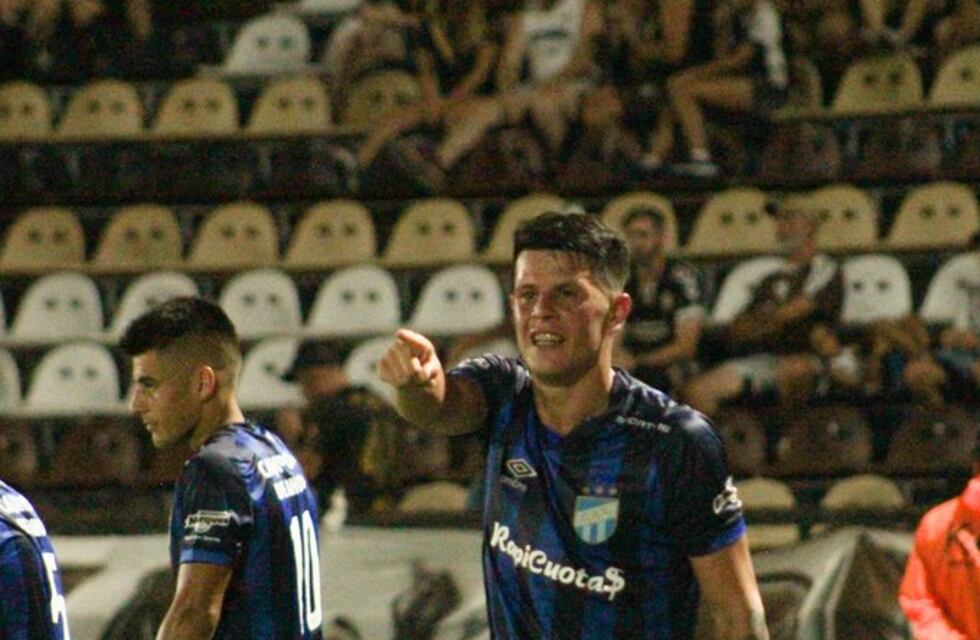 Sobre el final, Atlético Tucumán rescató un punto sobre Vélez