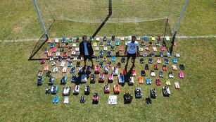 El proyecto en común de los coleccionista de botines.