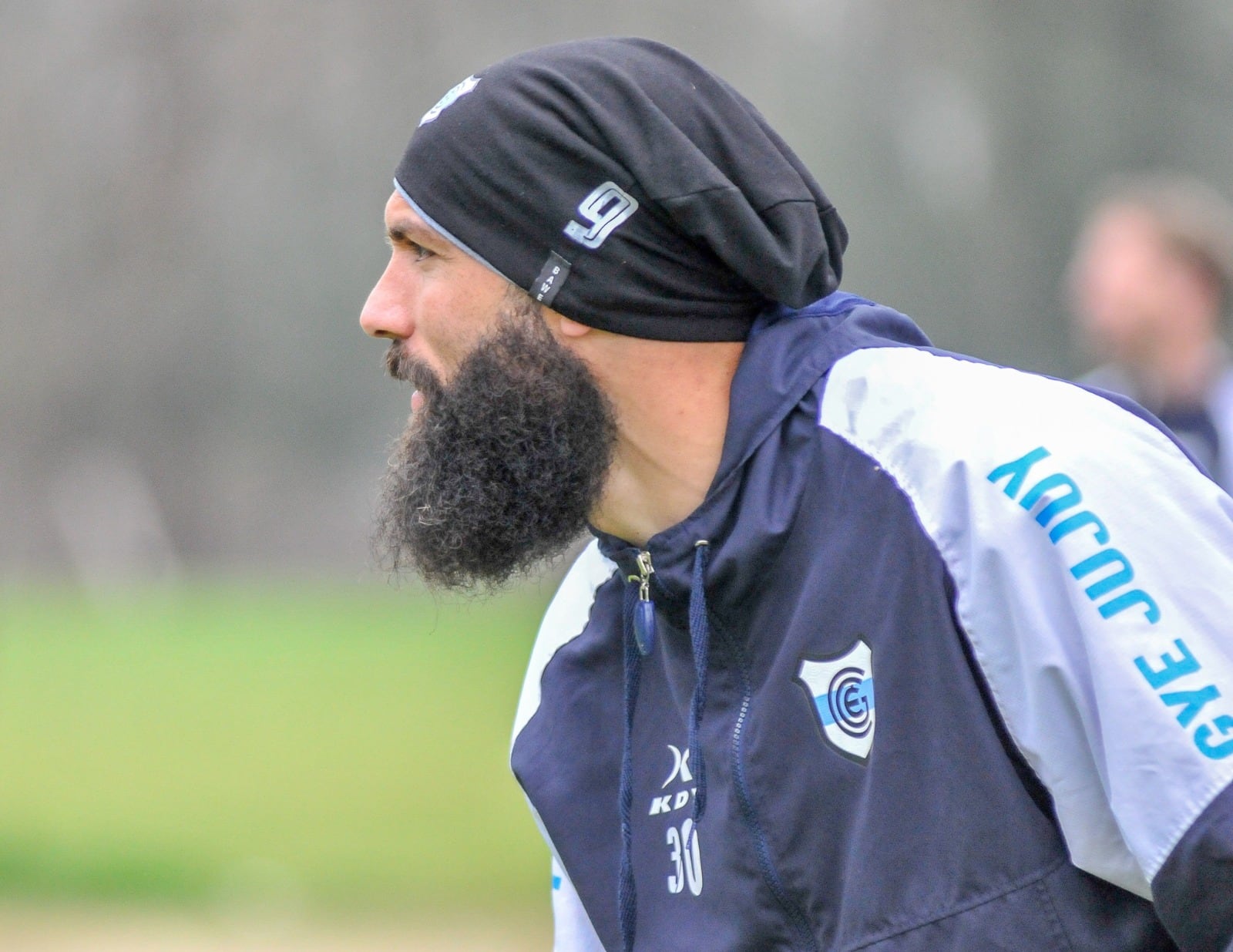 Tras marcar el gol del empate en Santiago del estero la fecha pasada, Alejandro Quintana vuelve a la titularidad en lugar del suspendido Cristian Menéndez.