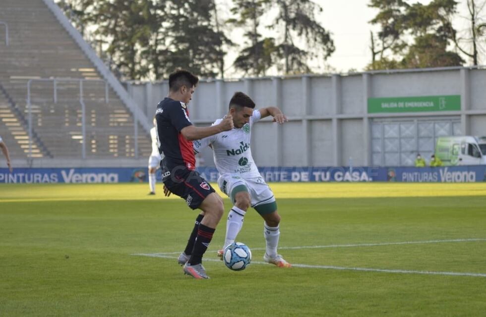 Newell’s se despidió de la Copa Argentina ante Sarmiento en una tarde paupérrima