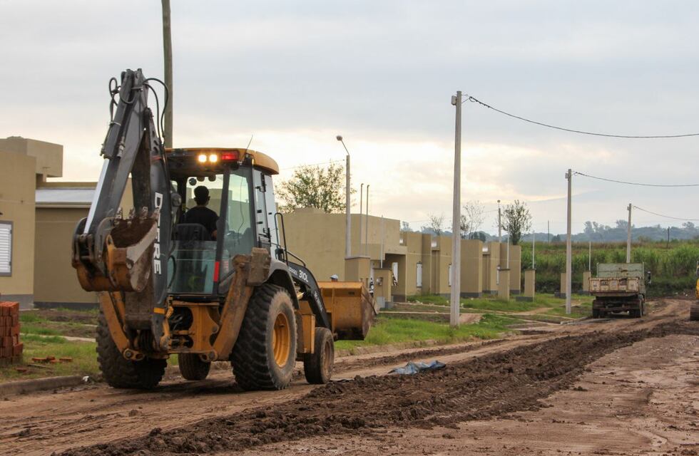Techo propio y servicios listos: avanza el nuevo barrio en Las Talitas