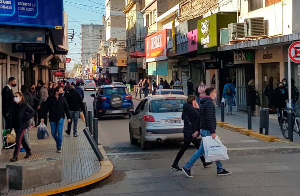 Restricciones en Río Cuarto: cerca de 50 comercios excedieron los horarios permitidos