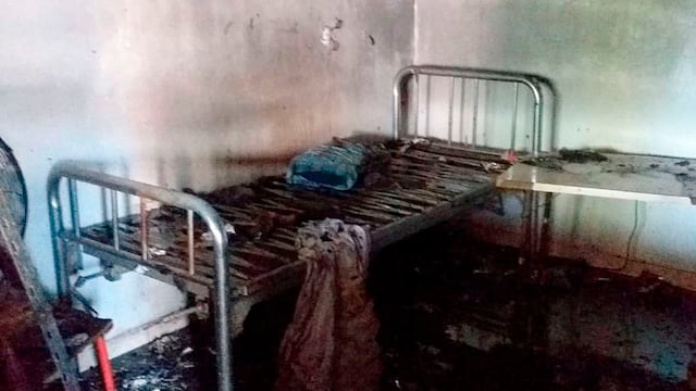 Estado en el que quedó la habitación donde estaba la víctima (La Arena)