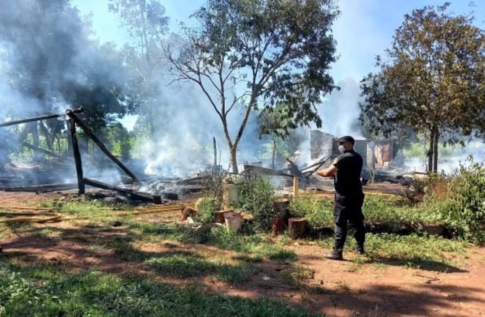 Incendio en una vivienda en Jardín América