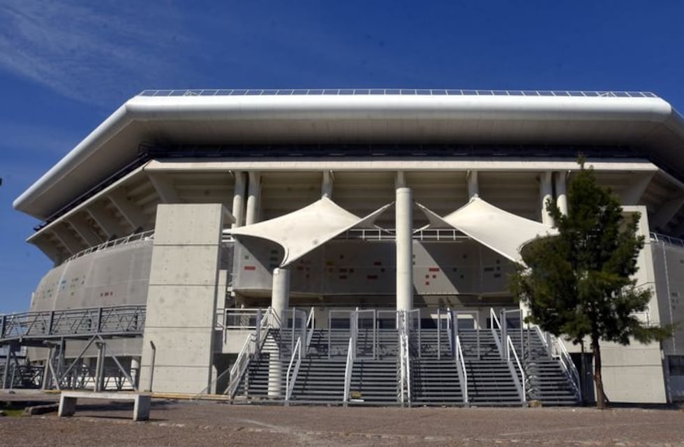 Aspirantes universitarios rendirán en el Aconcagua Arena
