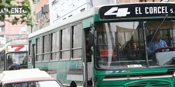 Colectivos en Tucumán.