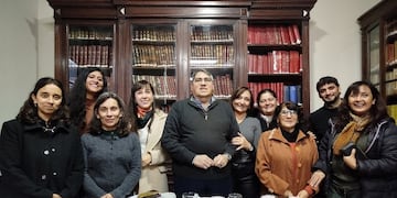 En una reunión de funcionarios de Desarrollo Social  y Estadísticas