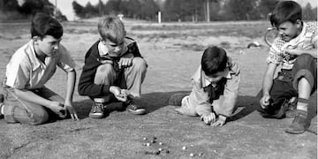 Colorinches tresarroyenses: el día que aposté mis tres bolitas lecheras