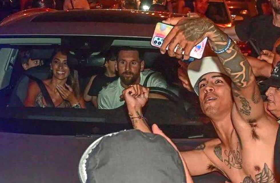 A brindar: Lionel Messi volvió a Rosario para las fiestas y un gran evento familiar