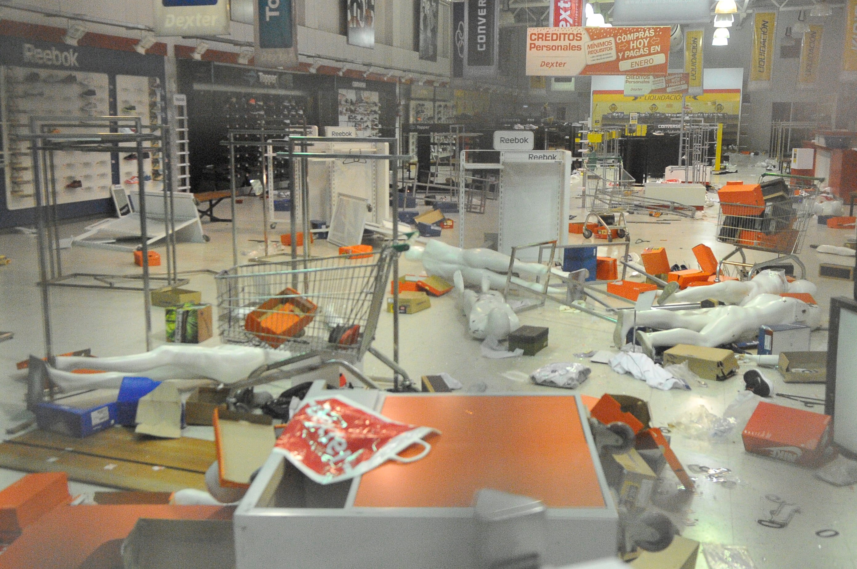 Se cumplen 12 años del acuartelamiento policial en Córdoba. (Archivo / La Voz)