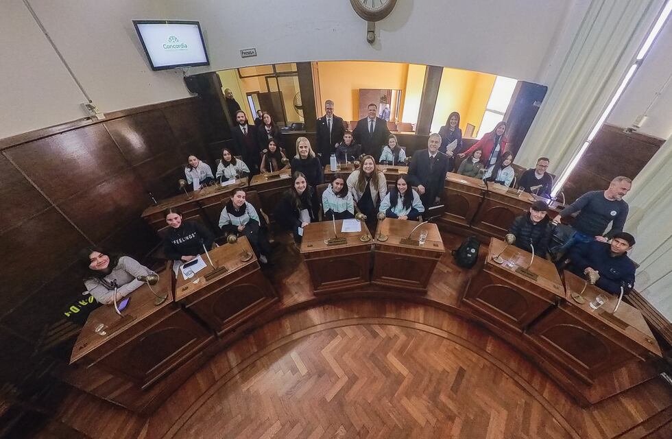 Concordia prohíbe por ordenanza la cría comercial de animales de compañía