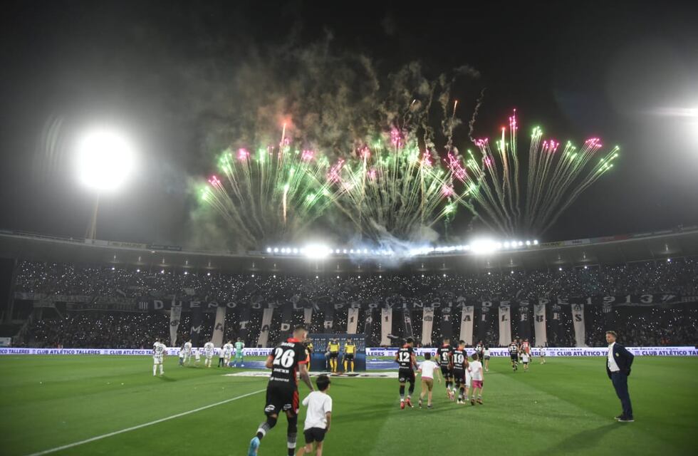 Video: deslumbrante, el recibimiento de Talleres en el clásico con Instituto