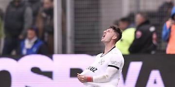 Matías Giménez metió el segundo para Independiente.