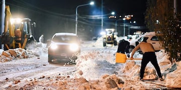 Baiocchi y Jodurcha ponderaron el valor que tiene la colaboración de los vecinos a la hora de mantener calles y veredas de la ciudad
