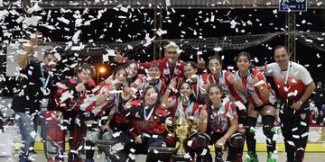 San Martín bicampeonas argentinas en juveniles de hockey sobre patines.
