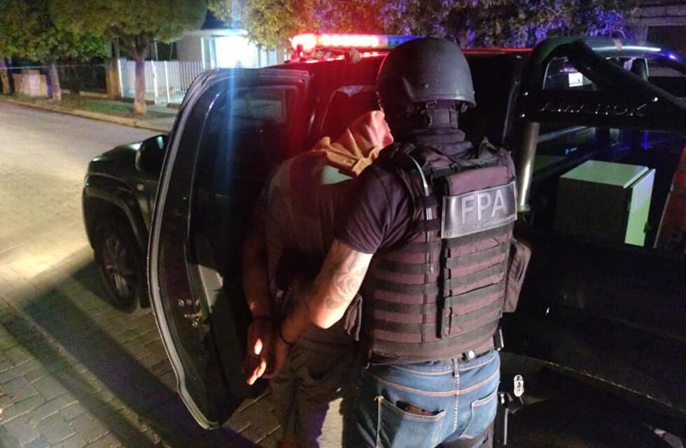 Una familia dedicada a la venta de drogas en Monte Cristo: hay cuatro detenidos