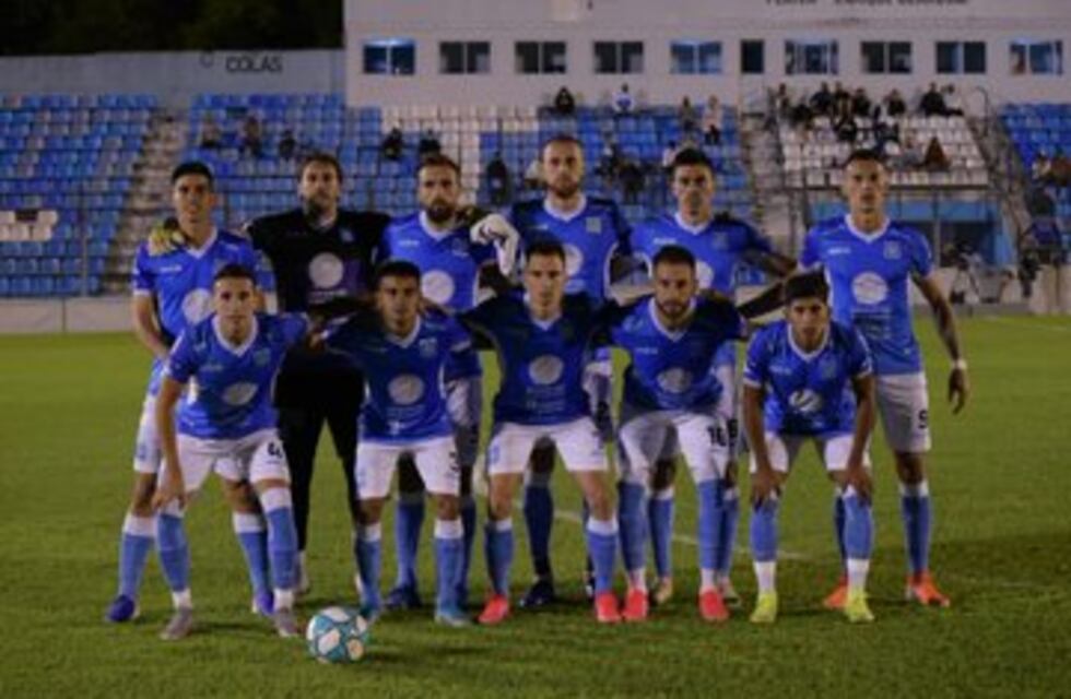 Estudiantes (RC) igualó en cero el duelo de Celestes con Temperley