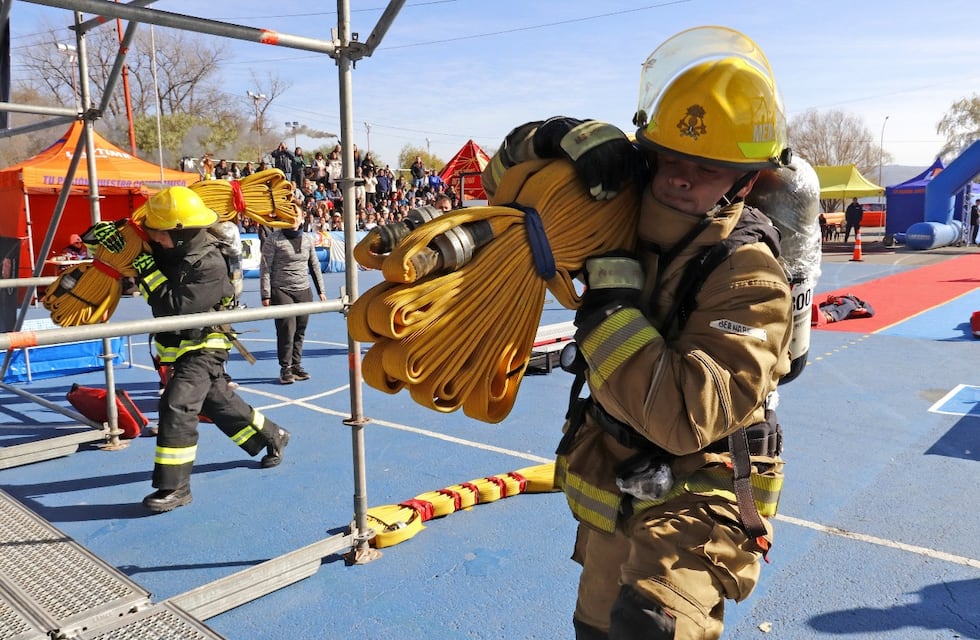 Llega a Carlos Paz la Expo Bomberos: una jornada para vivir la experiencia bomberil desde adentro