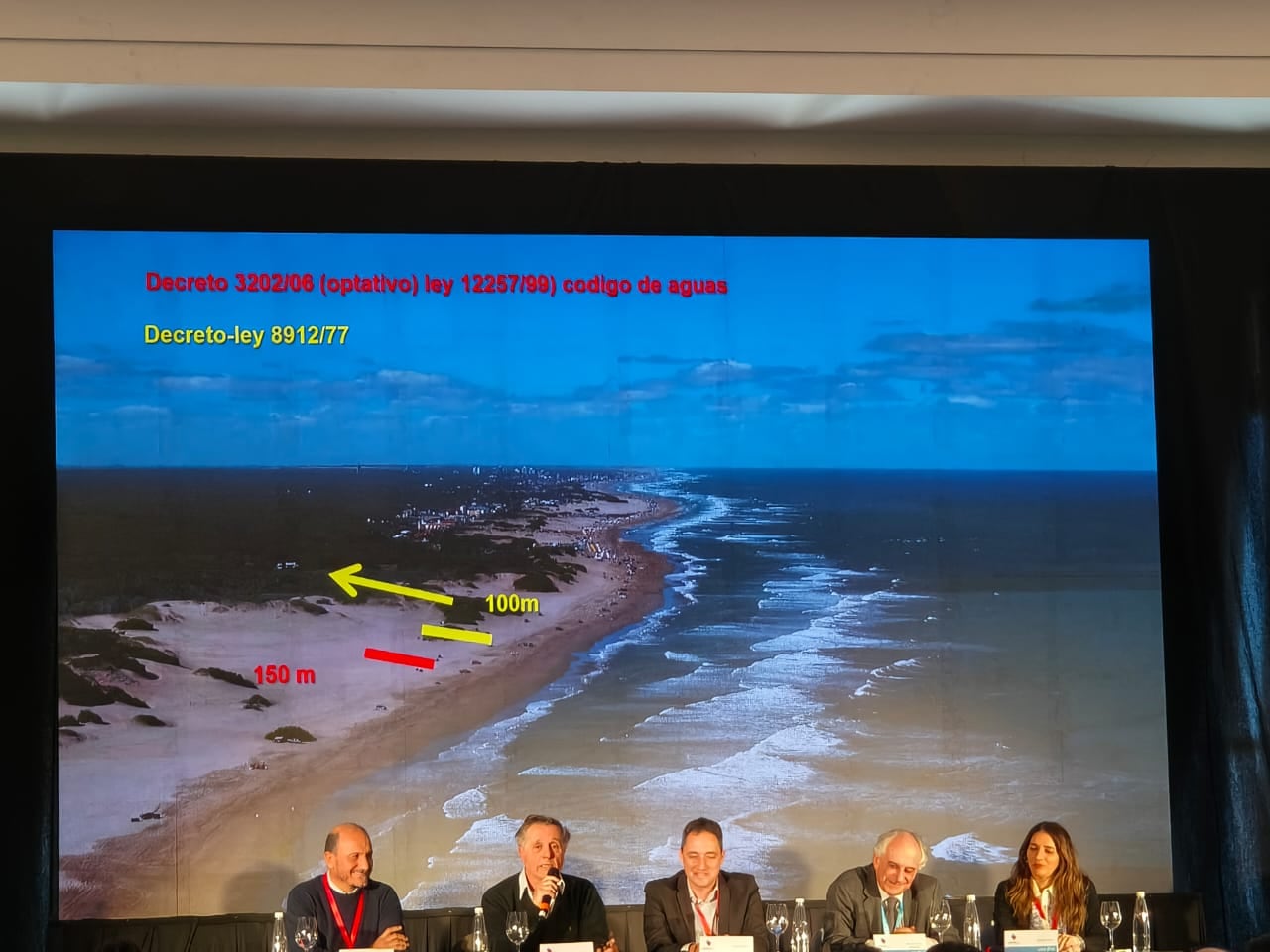 Nicolás Felipe y Gabriel Francia presente en el Congreso Nacional del Agua