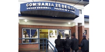 25 de Mayo: detienen a dos hombres por organizar una riña de gallos. Policía de Misiones