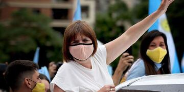 Bullrich durante un banderazo en Córdoba. La titular del PRO se encuentra en Formosa. (Foto: web)