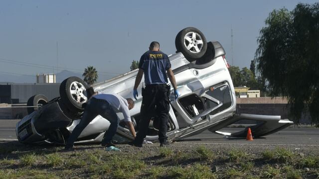 Tragedia en Guaymallén: una mujer murió tras un vuelco en el Acceso Este