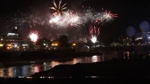 Show de luces en Villa Carlos Paz.