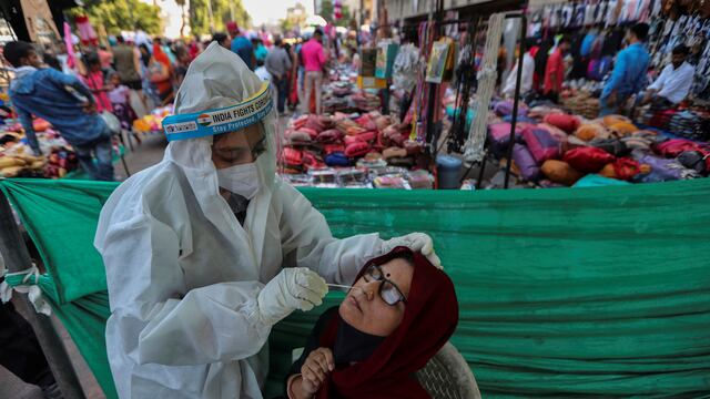 India empieza a flexibilizar medidas Foto: AP