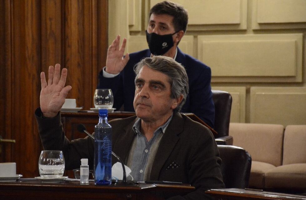 El Senado provincial ya analiza el pedido de desafuero de Traferri, que volvió a cargar contra Sain
