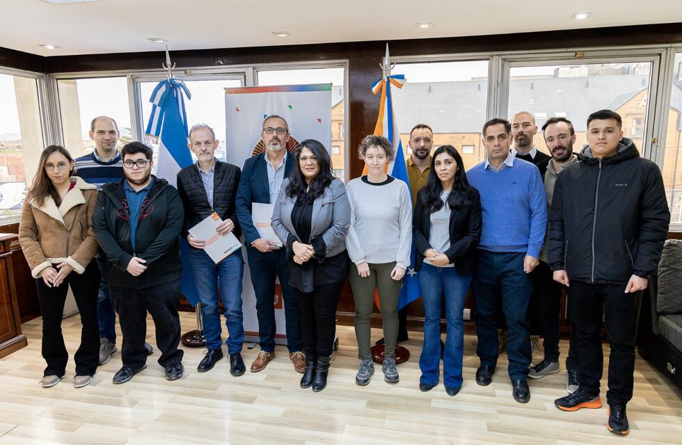 Realizan convenio para incorporar programadores a la Secretaría de Gobierno Digital