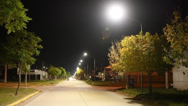 Nuevas luces en el barrio Mora
