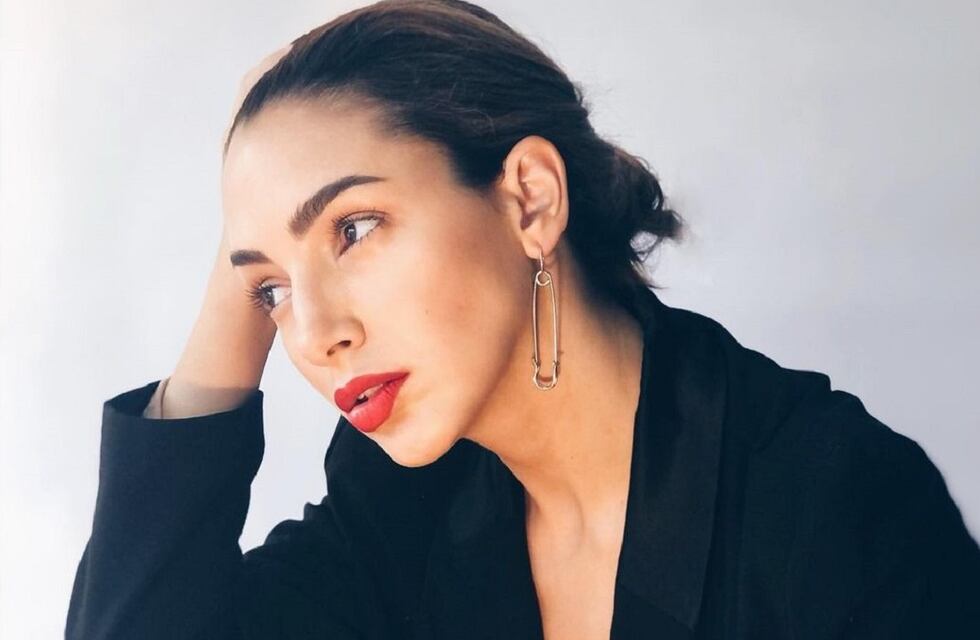 Thelma Fardín lanzó su primera canción horas antes de su reunión con el Tribunal Superior de Justicia en Brasil