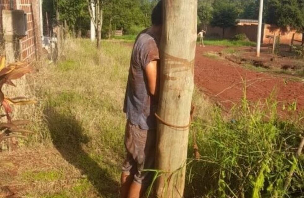 Eldorado: vecino capturó a un presunto delincuente y lo ató a un poste para esperar a la policía