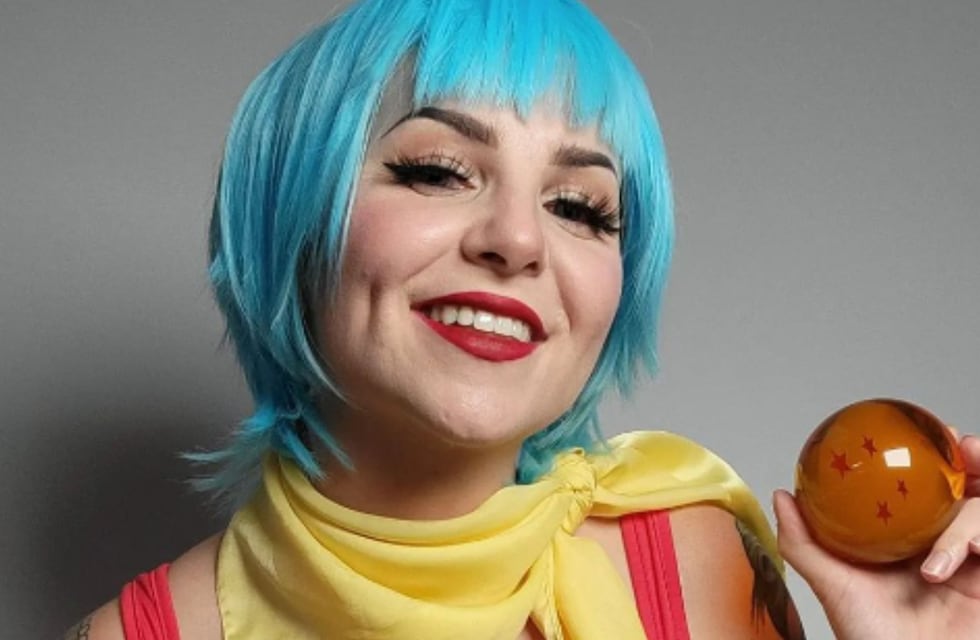 Es fanática de Dragon Ball, decidió hacer cosplay en OnlyFans y es todo un éxito en la plataforma