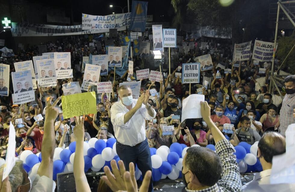Osvaldo Jaldo participó en un multitudinario acto en Simoca