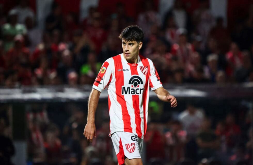 Así se despidió Gregorio Rodríguez de Instituto, y así le dan la bienvenida en Perú